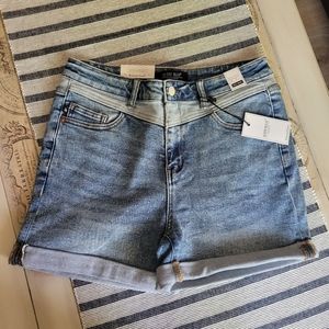 NWT Two Tone Yoke Front and Back Sz L